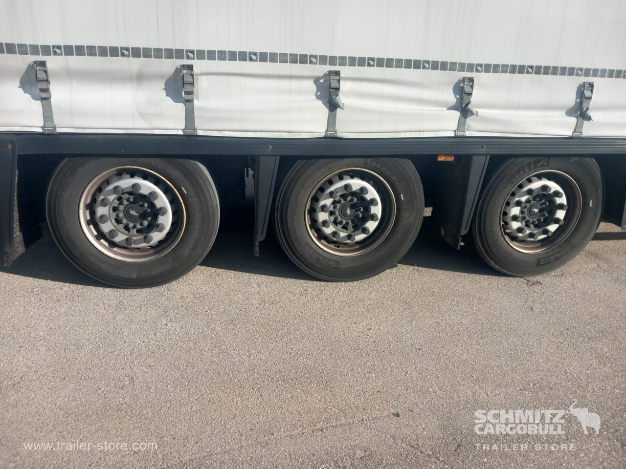 Semiremorcă prelată SCHMITZ Curtainsider Mega: Foto 14