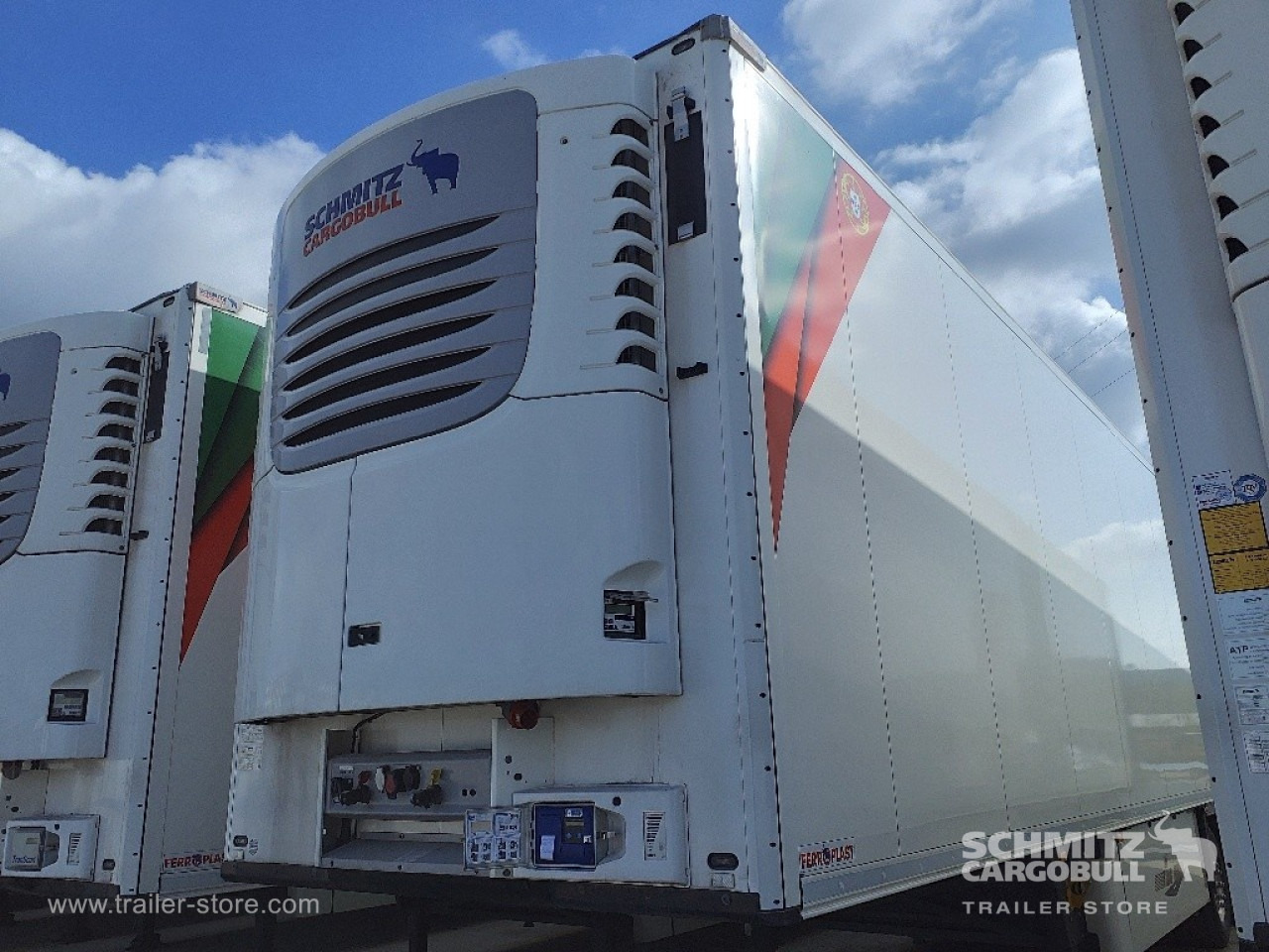 SCHMITZ Reefer Standard - Semiremorcă izoterma: Foto 2 SCHMITZ Reefer Standard - Semiremorcă izoterma: Foto 2