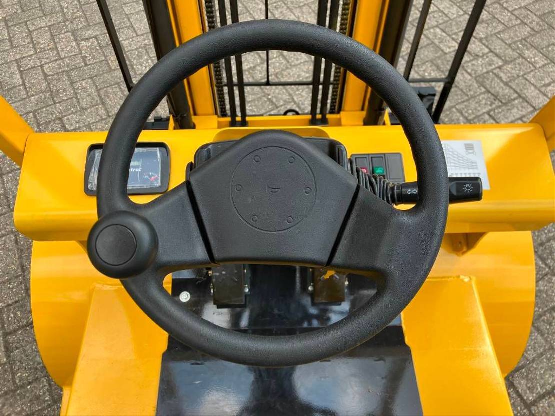 Eurotrac AGRI 12 - Motostivuitor: Foto 4 Eurotrac AGRI 12 - Motostivuitor: Foto 4