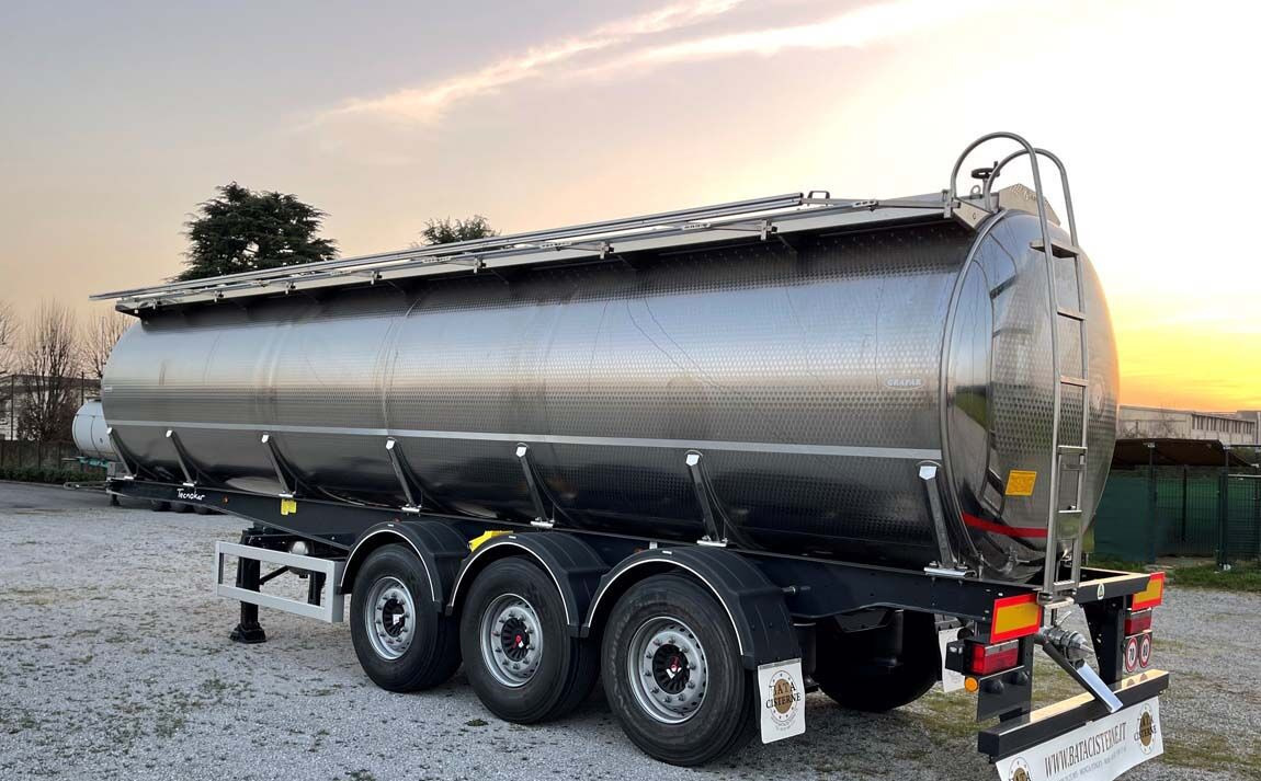Bata CISTERNA MODELLO STANDARD NON ISOLATA 31.000LT NUOVA - Semiremorcă cisternă: Foto 1 Bata CISTERNA MODELLO STANDARD NON ISOLATA 31.000LT NUOVA - Semiremorcă cisternă: Foto 1