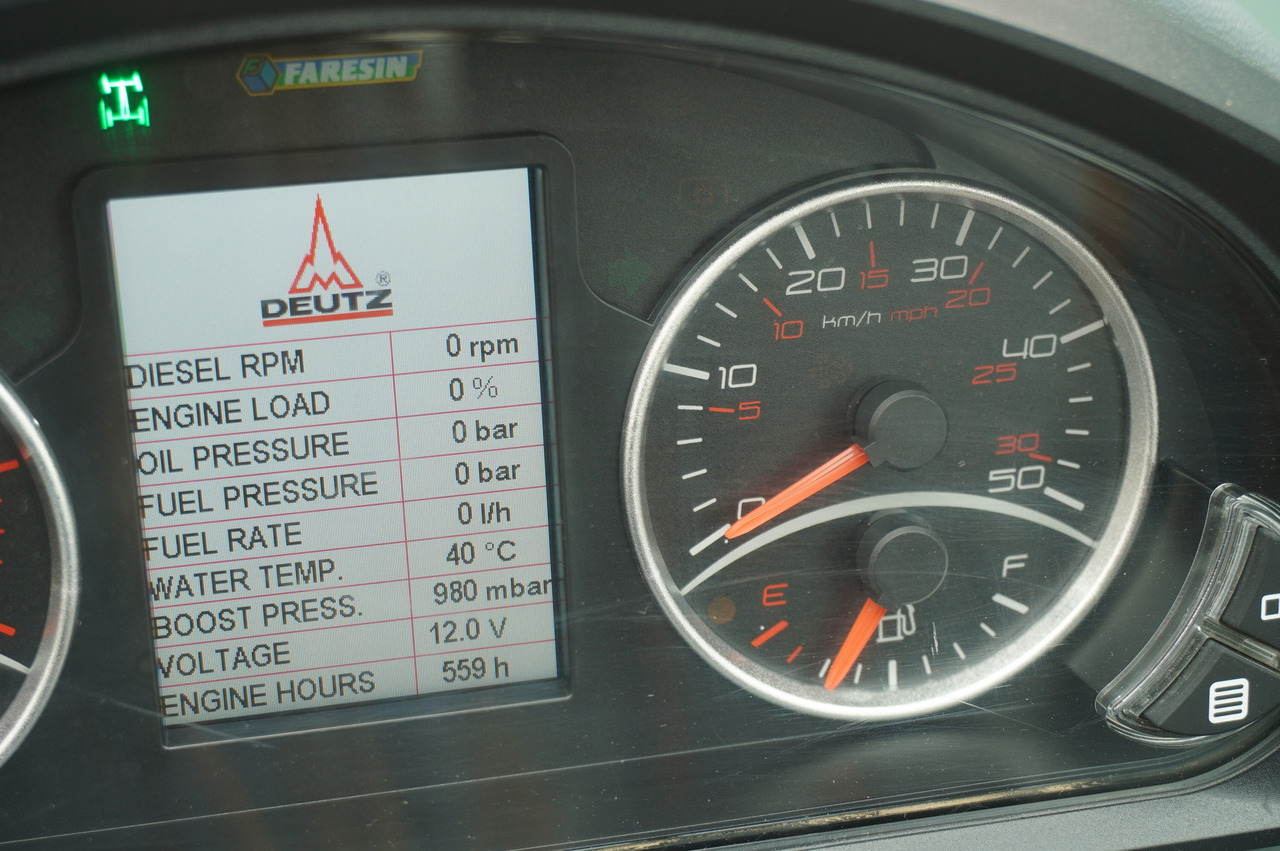 FARESIN 730C Classic 55 / 550 MTH !!! / 7 m reach / joystick - Stivuitor telescopic: Foto 2 FARESIN 730C Classic 55 / 550 MTH !!! / 7 m reach / joystick - Stivuitor telescopic: Foto 2