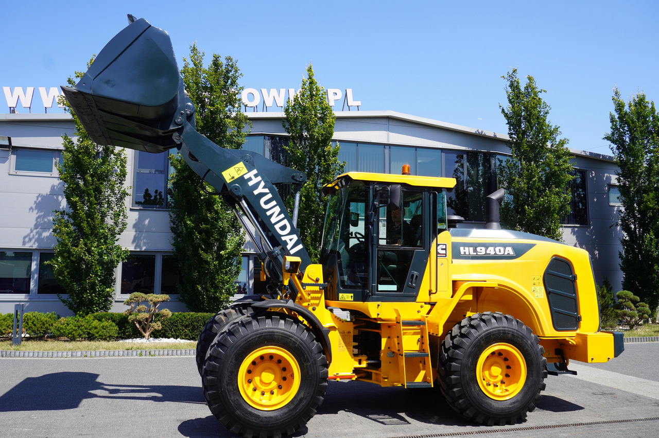 HYUNDAI HL940A articulated loader / year 2021 / weight 13.5t year of production 2021 - Încărcător frontal pe pneuri: Foto 2 HYUNDAI HL940A articulated loader / year 2021 / weight 13.5t year of production 2021 - Încărcător frontal pe pneuri: Foto 2