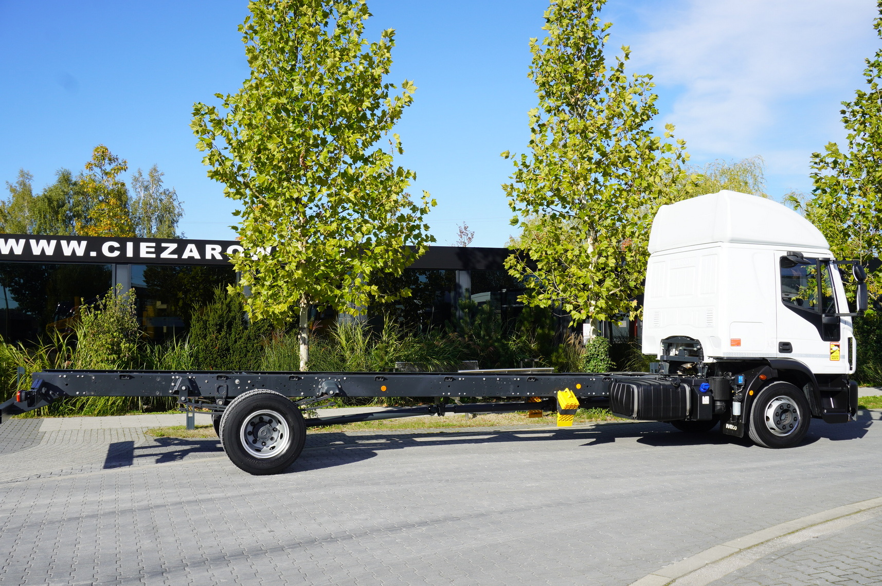 IVECO Eurocargo 140e19 4×2 E6 Glob / ADR / frame 8,1m - Camion şasiu: Foto 3 IVECO Eurocargo 140e19 4×2 E6 Glob / ADR / frame 8,1m - Camion şasiu: Foto 3