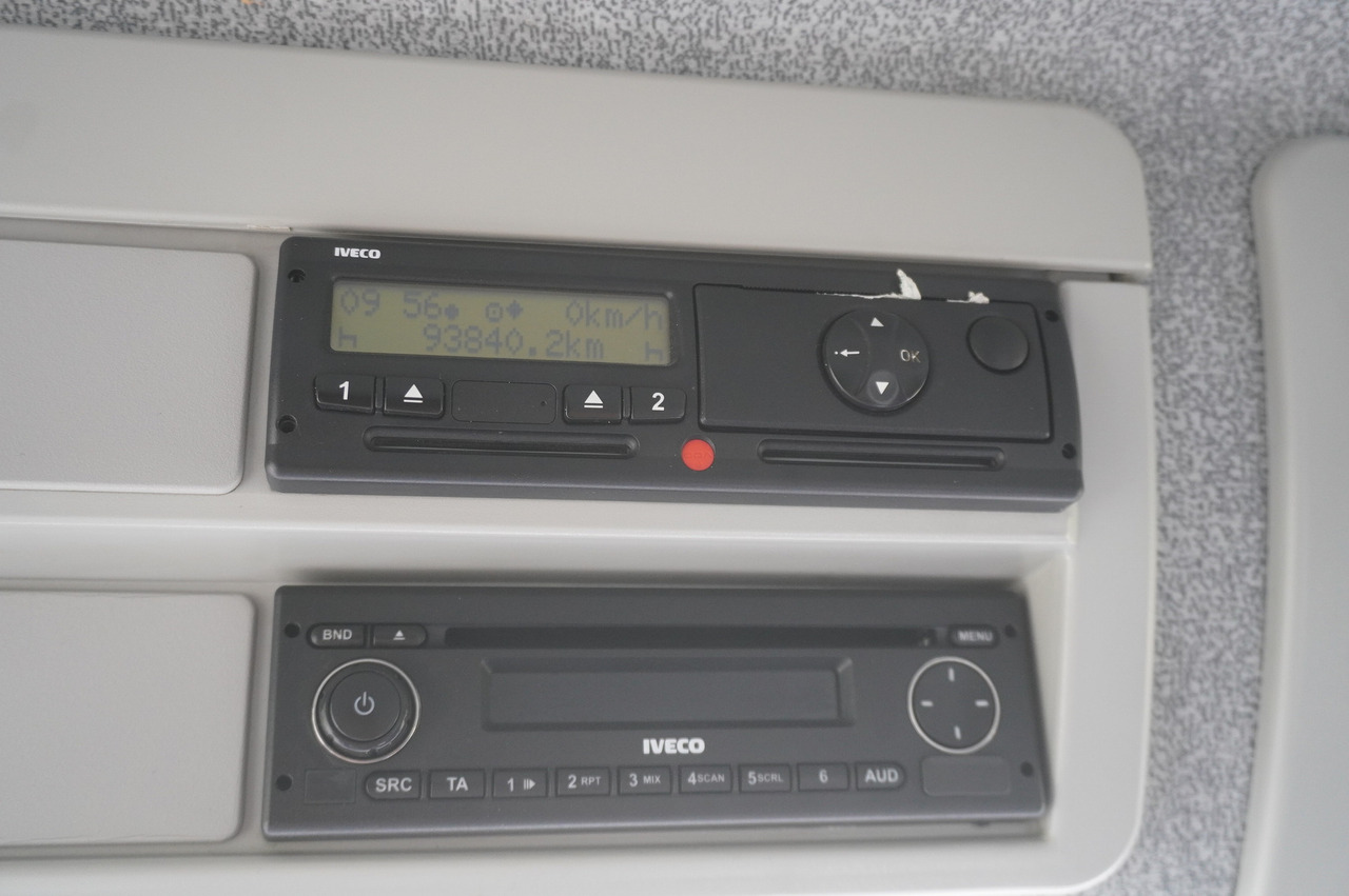 IVECO Eurocargo 150 E25 / 90 tho. km !!! / Tow truck - Camion transport auto: Foto 3 IVECO Eurocargo 150 E25 / 90 tho. km !!! / Tow truck - Camion transport auto: Foto 3