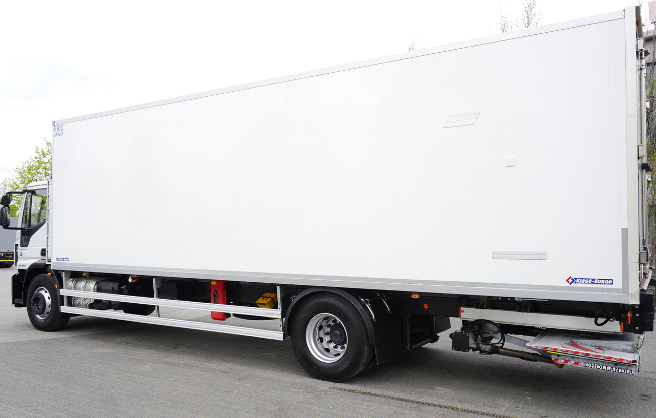 IVECO Eurocargo 190-280L E6 4x2 / Refrigerator / Dhollandia DHSM.20 tail lift / 21 pallet - Camion frigider: Foto 3 IVECO Eurocargo 190-280L E6 4x2 / Refrigerator / Dhollandia DHSM.20 tail lift / 21 pallet - Camion frigider: Foto 3