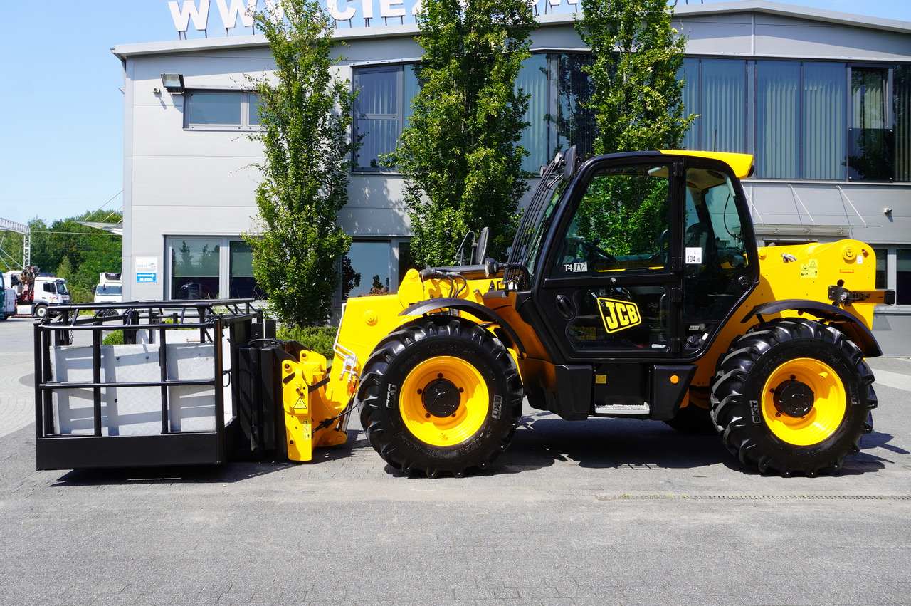 JCB 535-95 / 3.5 T / range 9.5 m / joystick - Încărcător pe roți telescopic: Foto 2 JCB 535-95 / 3.5 T / range 9.5 m / joystick - Încărcător pe roți telescopic: Foto 2