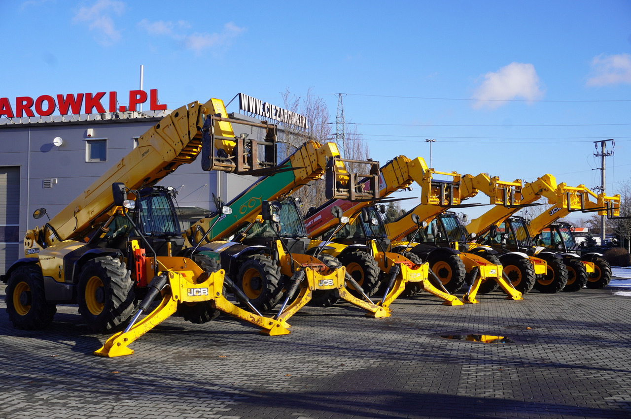 JCB 560-80 / 6 ton lifting capacity / power 146 HP - Încărcător pe roți telescopic: Foto 1 JCB 560-80 / 6 ton lifting capacity / power 146 HP - Încărcător pe roți telescopic: Foto 1
