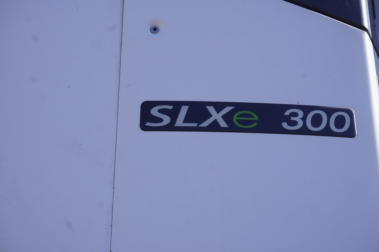 Semiremorcă frigider KRONE refrigerated semi-trailer / Thermoking SLXE 300 / 30 tons load capacity: Foto 16