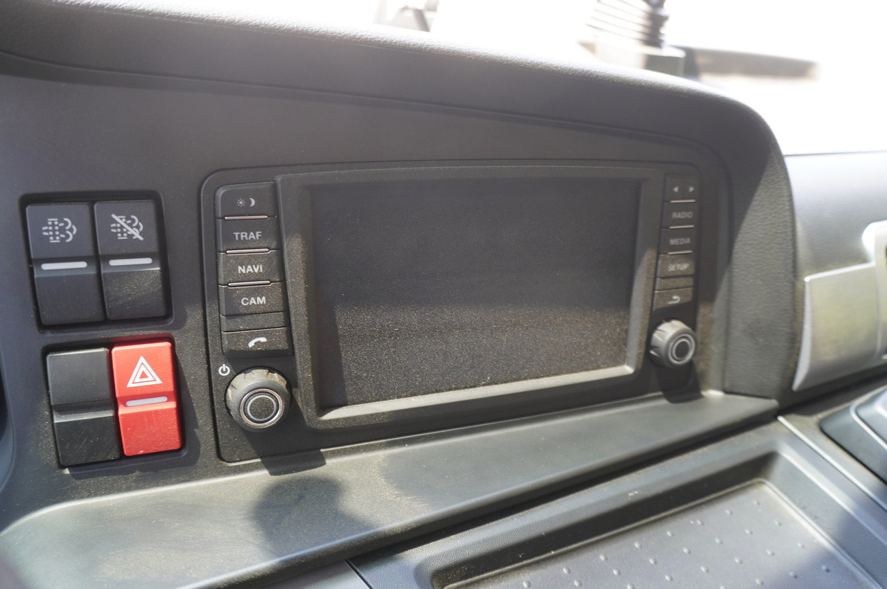 Cisternă vidanjă MAN TGM 15.250 / NEW septic tank (07/2025) superstructure 8000 l / 160 tho. km: Foto 24 Cisternă vidanjă MAN TGM 15.250 / NEW septic tank (07/2025) superstructure 8000 l / 160 tho. km: Foto 24