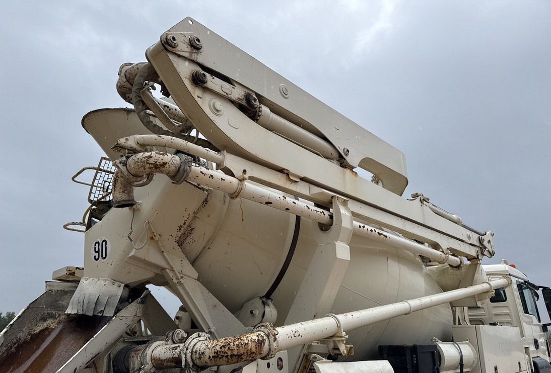 Leasing de MAN TGS 32.400 8x4 Concrete Mixer Pump truck / 426 MTH !!! / 18 meters MAN TGS 32.400 8x4 Concrete Mixer Pump truck / 426 MTH !!! / 18 meters: Foto 6 Leasing de MAN TGS 32.400 8x4 Concrete Mixer Pump truck / 426 MTH !!! / 18 meters MAN TGS 32.400 8x4 Concrete Mixer Pump truck / 426 MTH !!! / 18 meters: Foto 6