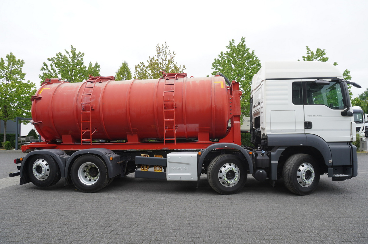 MAN TGS 35.420 8×2 / NEW septic barrel 13000 L / 3 steered axles - Cisternă vidanjă: Foto 5 MAN TGS 35.420 8×2 / NEW septic barrel 13000 L / 3 steered axles - Cisternă vidanjă: Foto 5