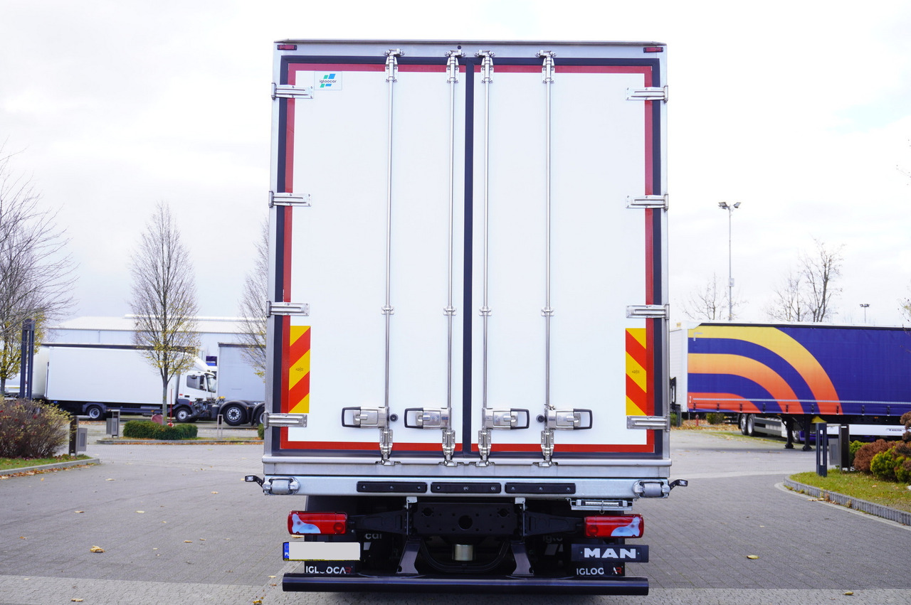 MAN TGX 26.400 / IGLOOCAR 20 pallets / Carrier Supra 1250 Silent - Camion frigider: Foto 4 MAN TGX 26.400 / IGLOOCAR 20 pallets / Carrier Supra 1250 Silent - Camion frigider: Foto 4