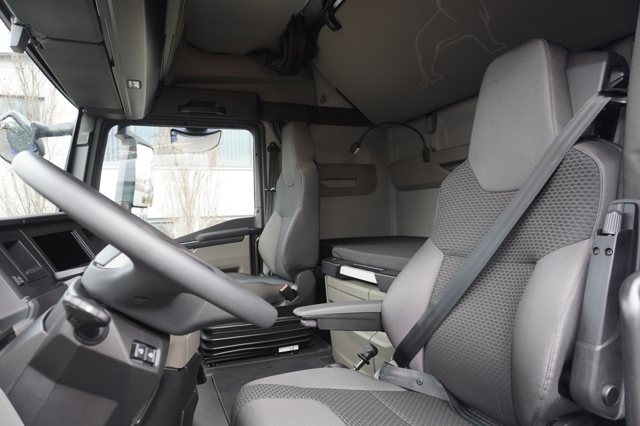 Camion izoterma nou MAN TGX 26.400 / IGLOOCAR / Carrier Supra 1150 MT Silent: Foto 18 Camion izoterma nou MAN TGX 26.400 / IGLOOCAR / Carrier Supra 1150 MT Silent: Foto 18