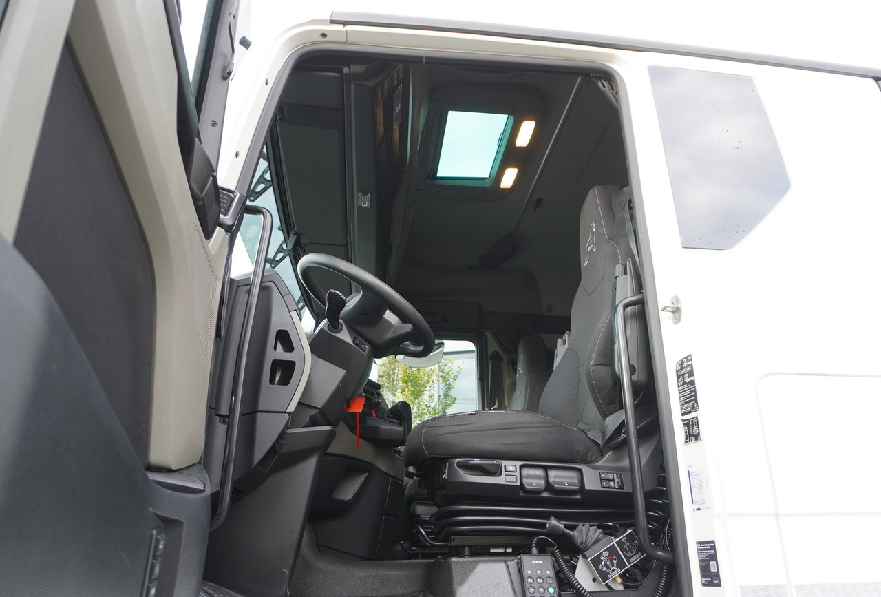 Camion transport containere/ Swap body pentru transport de containere MAN TGX 26.470 6x2 COINTAINERKIPPER HYVA HIRMSCHLING / 200 tho. km!: Foto 20 Camion transport containere/ Swap body pentru transport de containere MAN TGX 26.470 6x2 COINTAINERKIPPER HYVA HIRMSCHLING / 200 tho. km!: Foto 20