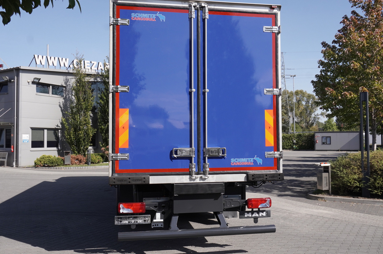 MAN TGX 26.500 E6 XXL / Schmitz 19 pallets / Thermoking / steering axle - Camion frigider: Foto 4 MAN TGX 26.500 E6 XXL / Schmitz 19 pallets / Thermoking / steering axle - Camion frigider: Foto 4
