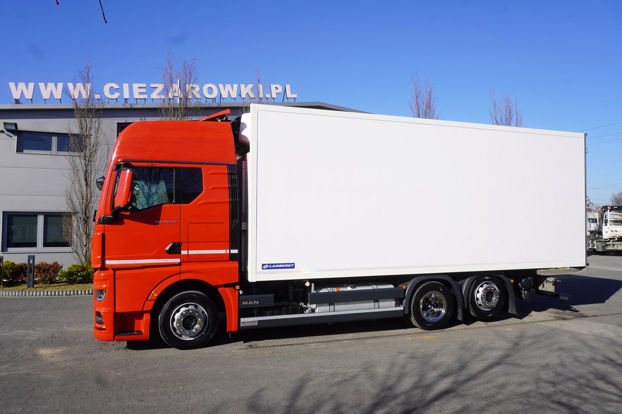 MAN TGX 26.510 / 2022 / New Lamberet refrigerator bitemperature/ Carrier Supra 1150 MT / 4 units - Camion frigider: Foto 2 MAN TGX 26.510 / 2022 / New Lamberet refrigerator bitemperature/ Carrier Supra 1150 MT / 4 units - Camion frigider: Foto 2