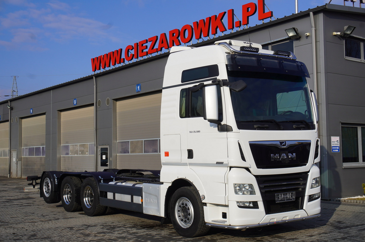 MAN TGX 35.580 E6 8x4/4 - 8.8m chassis frame - Camion cu macara: Foto 1 MAN TGX 35.580 E6 8x4/4 - 8.8m chassis frame - Camion cu macara: Foto 1
