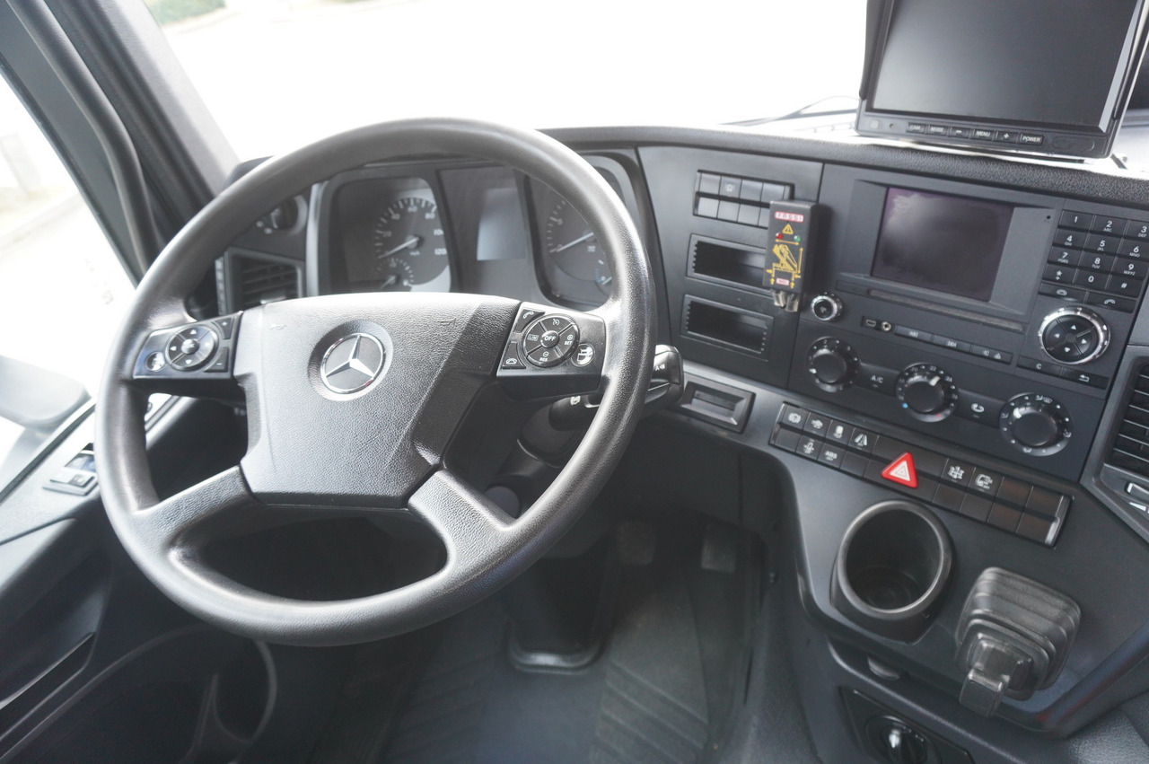 Automacara MERCEDES-BENZ AROCS 2636 Flatbed / HDS FASSI F175 7.7 T / 150,000 km: Foto 26