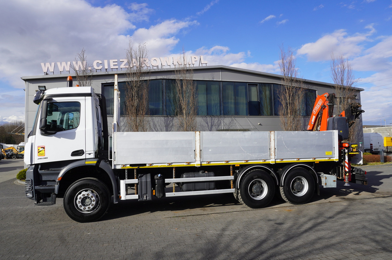 MERCEDES-BENZ AROCS 2636 Flatbed / HDS FASSI F175 7.7 T / 150,000 km - Camion cu macara: Foto 3 MERCEDES-BENZ AROCS 2636 Flatbed / HDS FASSI F175 7.7 T / 150,000 km - Camion cu macara: Foto 3