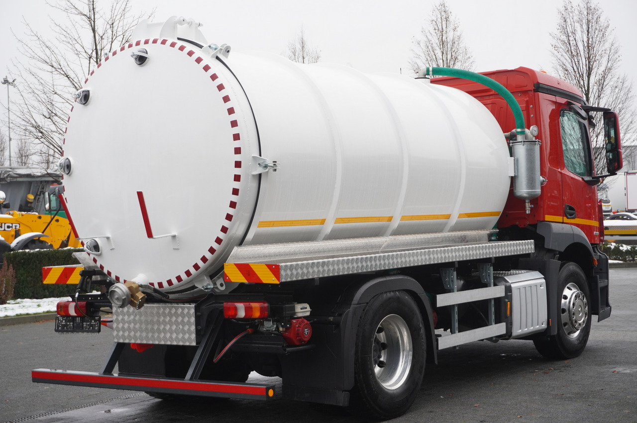 MERCEDES-BENZ Actros 1833 / 260 tho. km / NEW septic tank 11000 l - Camion cisternă: Foto 5 MERCEDES-BENZ Actros 1833 / 260 tho. km / NEW septic tank 11000 l - Camion cisternă: Foto 5