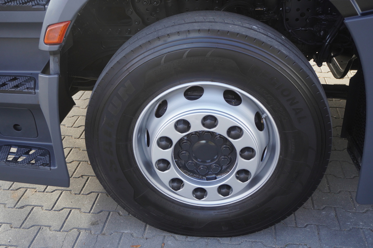 Camion cisternă MERCEDES-BENZ Actros 1833 / 260 tho. km / NEW septic tank 11000 l: Foto 19