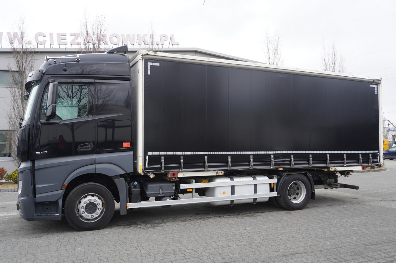 MERCEDES-BENZ Actros 1840 E6 4×2 / Lounge chair / Krone curtainsider superstructure - Camion cu prelată: Foto 3 MERCEDES-BENZ Actros 1840 E6 4×2 / Lounge chair / Krone curtainsider superstructure - Camion cu prelată: Foto 3