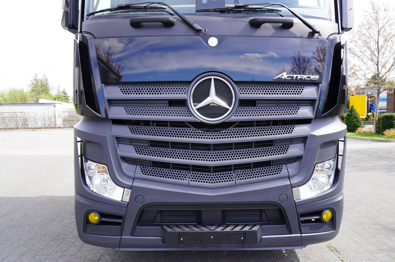 Camion şasiu MERCEDES-BENZ Actros 1840 E6 4x2 / Lounge chair BDF: Foto 9