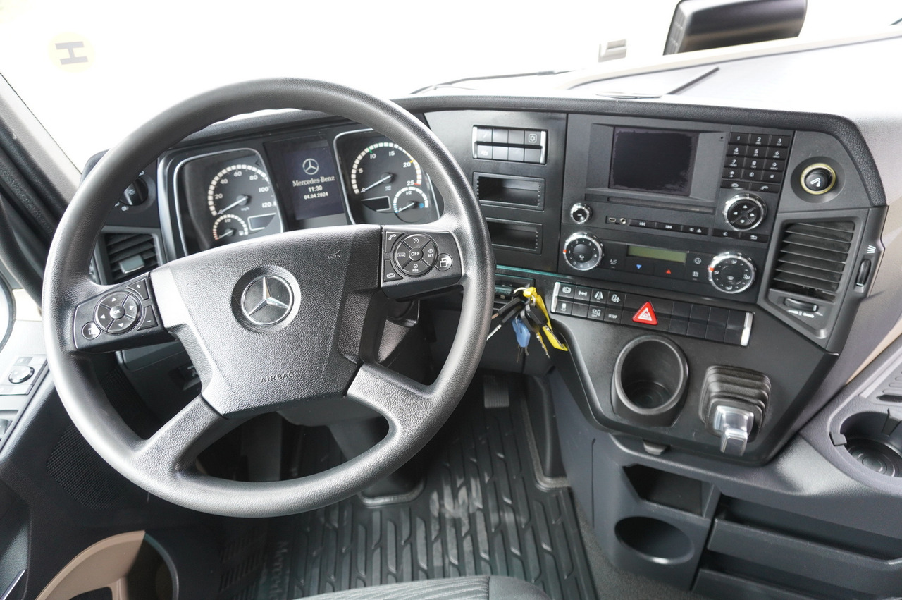 Camion şasiu MERCEDES-BENZ Actros 1840 E6 4x2 / Lounge chair BDF: Foto 13