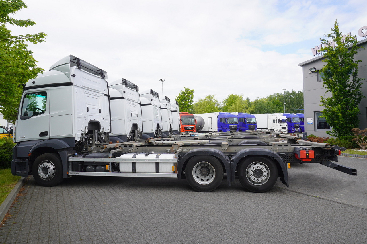 MERCEDES-BENZ Actros 2545 6×2 MP5 / ADR AT / 12 units - Camion transport containere/ Swap body: Foto 5 MERCEDES-BENZ Actros 2545 6×2 MP5 / ADR AT / 12 units - Camion transport containere/ Swap body: Foto 5