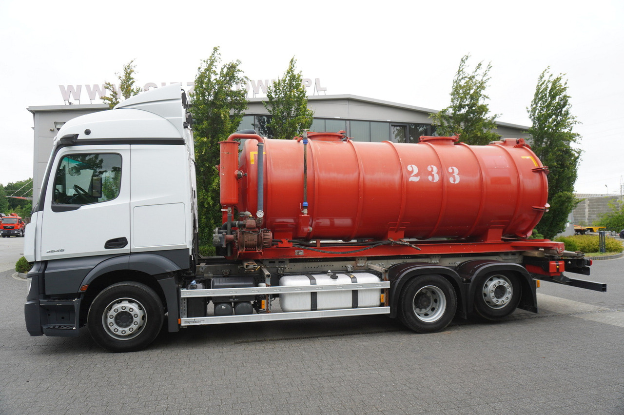 MERCEDES-BENZ Actros 2545 6 × 2 MP5 / NEW septic barrel 13000 L - Cisternă vidanjă: Foto 2 MERCEDES-BENZ Actros 2545 6 × 2 MP5 / NEW septic barrel 13000 L - Cisternă vidanjă: Foto 2
