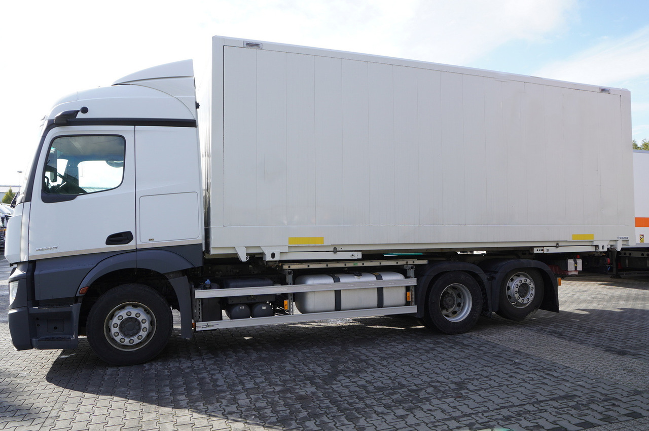 MERCEDES-BENZ Actros 2545 MP5 / KRONE 18 EPAL box body / ADR AT - Camion frigider: Foto 5 MERCEDES-BENZ Actros 2545 MP5 / KRONE 18 EPAL box body / ADR AT - Camion frigider: Foto 5