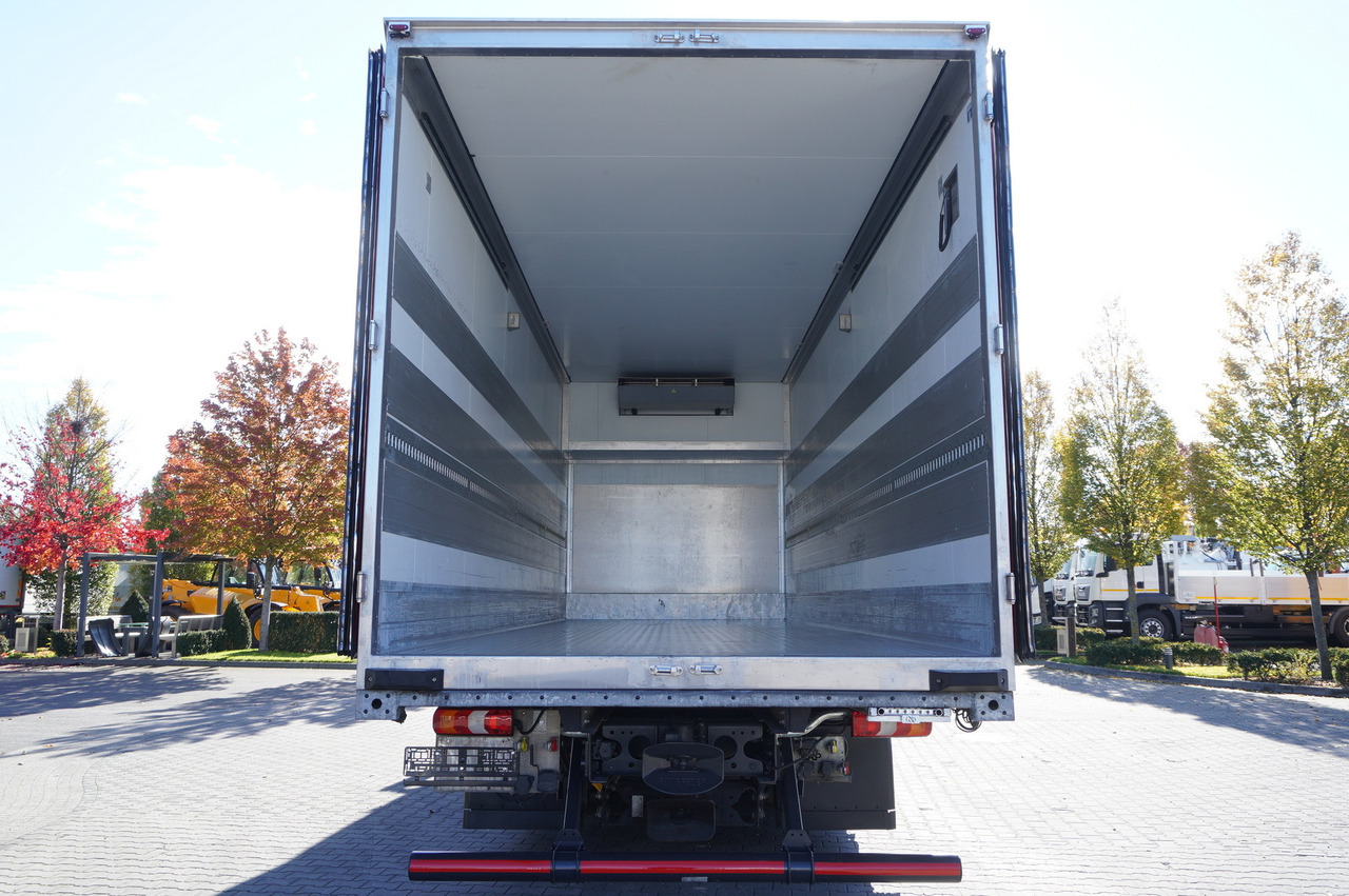 MERCEDES-BENZ Actros 2548 MP5 6×2 / Schmitz 19 EPAL refrigerator / 2023 - Camion frigider: Foto 4 MERCEDES-BENZ Actros 2548 MP5 6×2 / Schmitz 19 EPAL refrigerator / 2023 - Camion frigider: Foto 4