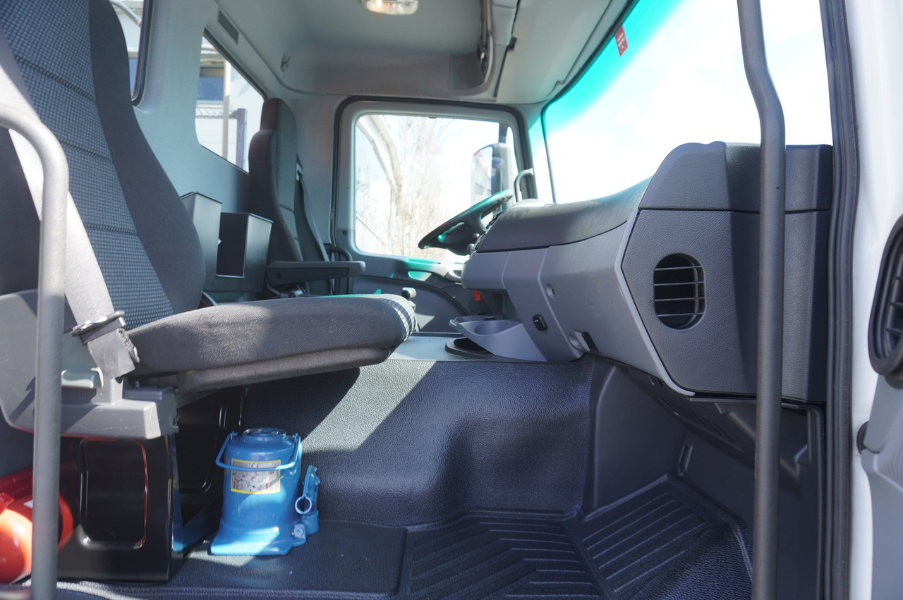 Camion platformă, Camion cu macara MERCEDES-BENZ Actros 2641 6×4 E5 / Crane / Dumper / 110000 km!: Foto 24