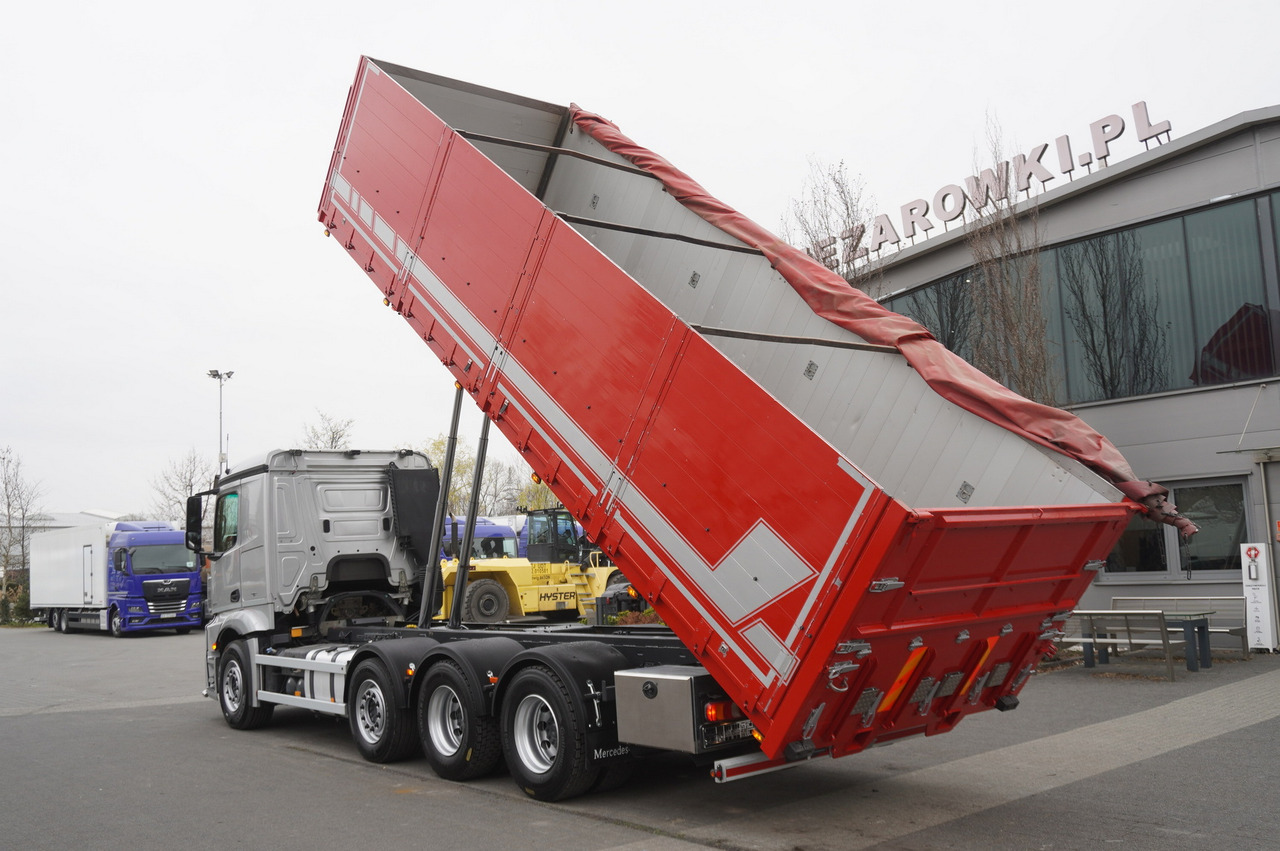 MERCEDES-BENZ Actros 3563 8x4 / Tipper for grain 20 t load capacity - Camion platformă: Foto 5 MERCEDES-BENZ Actros 3563 8x4 / Tipper for grain 20 t load capacity - Camion platformă: Foto 5