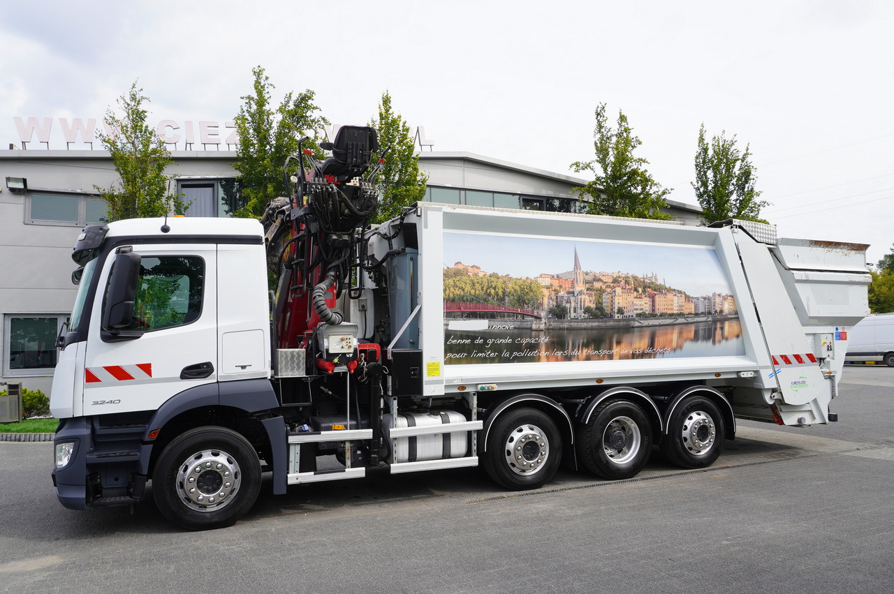 MERCEDES-BENZ Antos 3240 8x2 / Tajfun 5T crane / Farid Industries garbage truck/ 3 steered axles - Autogunoiere: Foto 5 MERCEDES-BENZ Antos 3240 8x2 / Tajfun 5T crane / Farid Industries garbage truck/ 3 steered axles - Autogunoiere: Foto 5