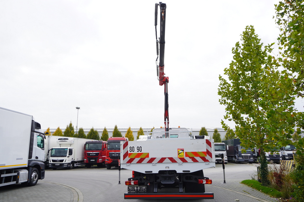 MERCEDES-BENZ Arocs 1830 / Flatbed 16 EPAL / HDS Fassi 155 / Reach 8 m / Load capacity 6160 kg - Camion platformă, Camion cu macara: Foto 3 MERCEDES-BENZ Arocs 1830 / Flatbed 16 EPAL / HDS Fassi 155 / Reach 8 m / Load capacity 6160 kg - Camion platformă, Camion cu macara: Foto 3