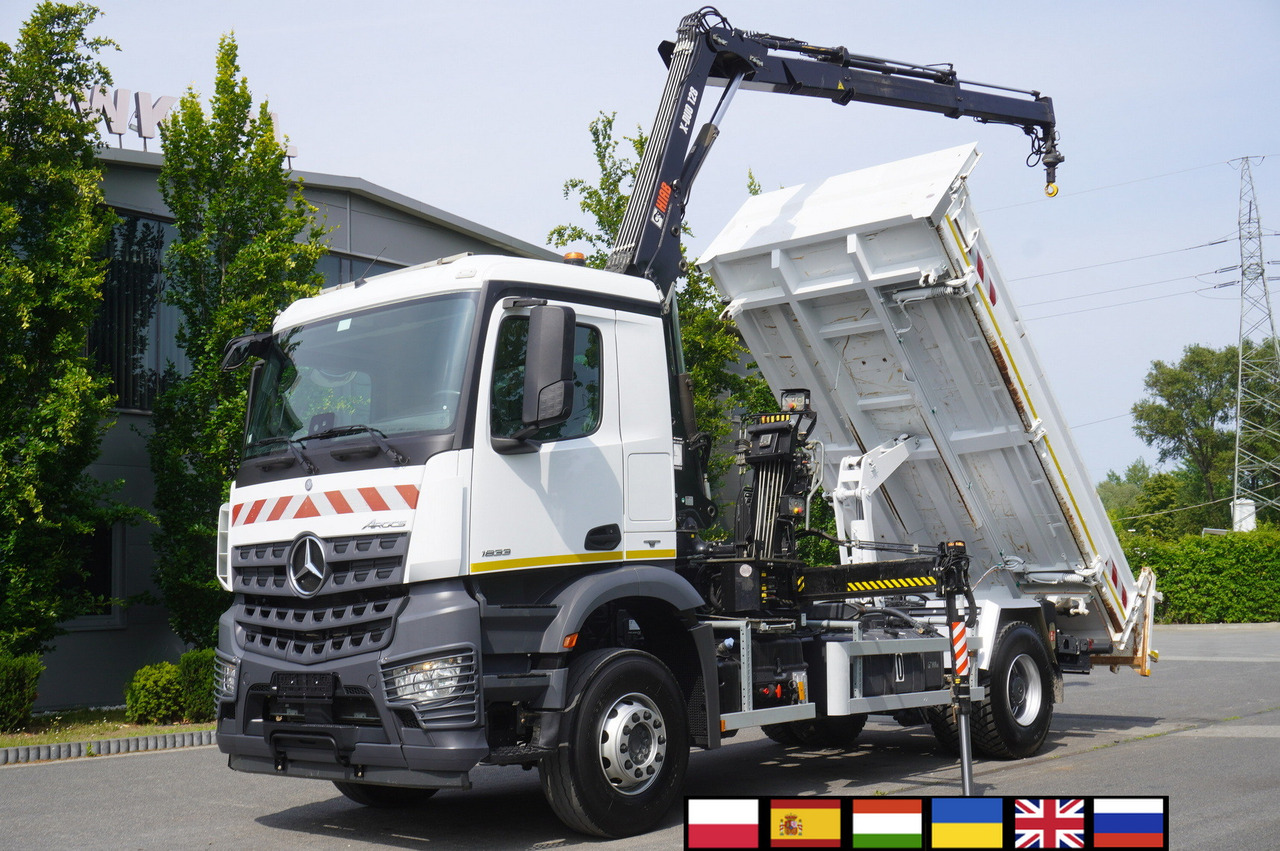 MERCEDES-BENZ Arocs 1833 / 87,000 km!!! / Hds HIAB X-DUO 128 B-2 / three-sided tipper - Camion platformă, Camion cu macara: Foto 1 MERCEDES-BENZ Arocs 1833 / 87,000 km!!! / Hds HIAB X-DUO 128 B-2 / three-sided tipper - Camion platformă, Camion cu macara: Foto 1