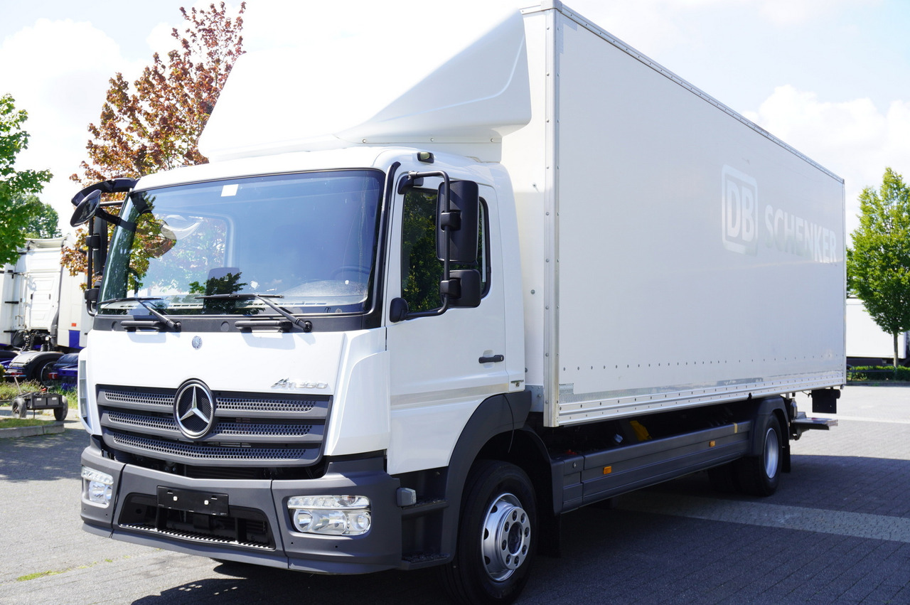 Camion furgon MERCEDES-BENZ Atego 1318 E6 / 20 pallet container / lift / 90 thousand km !!!: Foto 6