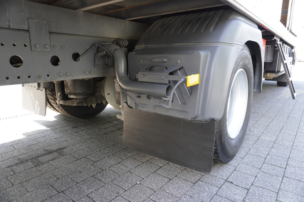 Camion furgon MERCEDES-BENZ Atego 1318 E6 / 20 pallet container / lift / 90 thousand km !!!: Foto 19