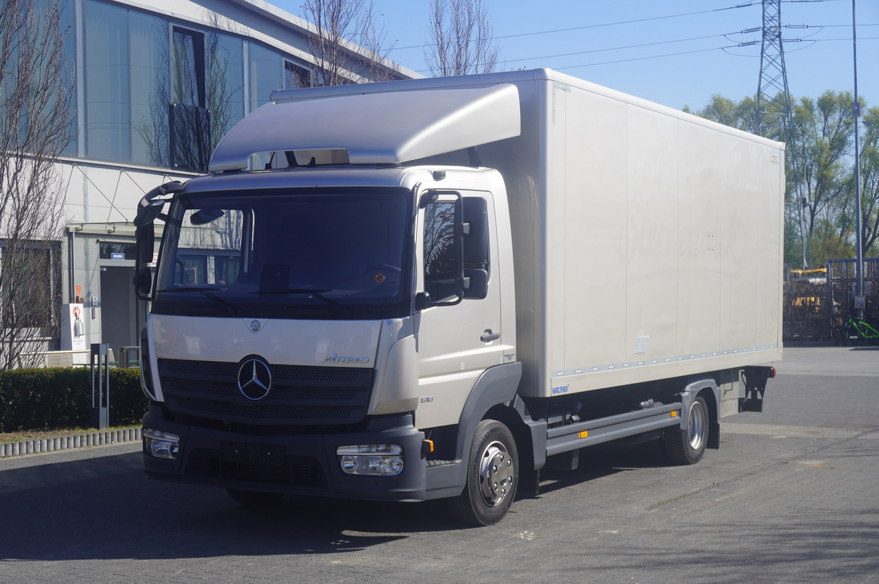 MERCEDES-BENZ Atego 818 / Box superstructure / DAUTEL tailgate 1.5T - Camion furgon: Foto 1 MERCEDES-BENZ Atego 818 / Box superstructure / DAUTEL tailgate 1.5T - Camion furgon: Foto 1