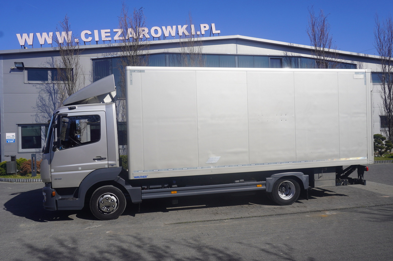 MERCEDES-BENZ Atego 818 / Box superstructure / DAUTEL tailgate 1.5T - Camion furgon: Foto 2 MERCEDES-BENZ Atego 818 / Box superstructure / DAUTEL tailgate 1.5T - Camion furgon: Foto 2