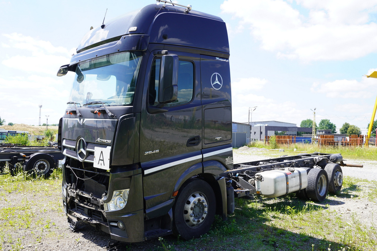 MERCEDES-BENZ Actros 2545 GIGA / without engine - Piesă de schimb: Foto 2 MERCEDES-BENZ Actros 2545 GIGA / without engine - Piesă de schimb: Foto 2
