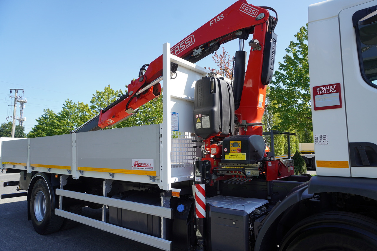 Camion platformă, Camion cu macara RENAULT C280 DTI 8 / FASSI crane 5.6 T / range 8 m / Flatbed 15 EPAL: Foto 6