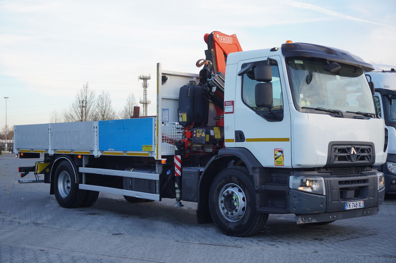 RENAULT C280 DTI 8 / FASSI crane 5.6 T / range 8 m / Flatbed 15 EPAL - Camion cu macara: Foto 5 RENAULT C280 DTI 8 / FASSI crane 5.6 T / range 8 m / Flatbed 15 EPAL - Camion cu macara: Foto 5