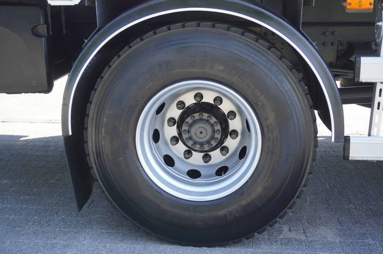 Camion platformă, Camion cu macara RENAULT C280 DTI 8 / FASSI crane 5.6 T / range 8 m / Flatbed 15 EPAL: Foto 9