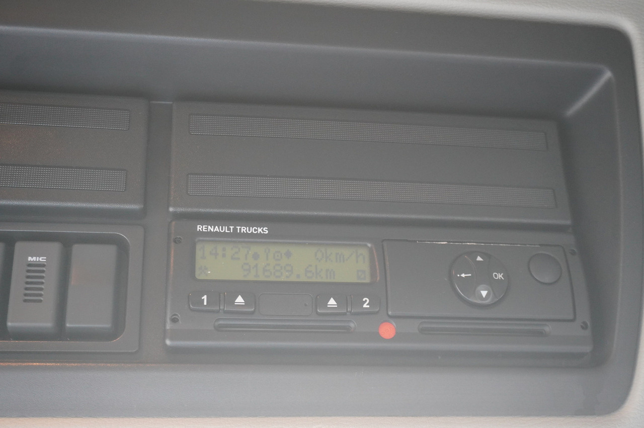 RENAULT D13 / 90 tho km !!! / Meat hook refrigerator / Thermoking T800R / 2 units - Camion frigider: Foto 2 RENAULT D13 / 90 tho km !!! / Meat hook refrigerator / Thermoking T800R / 2 units - Camion frigider: Foto 2