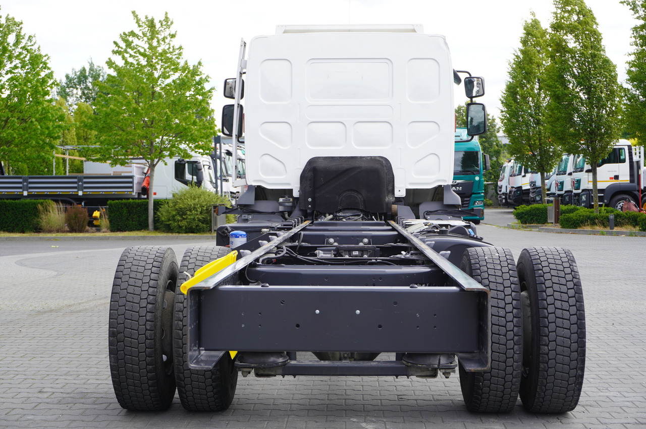RENAULT D16 / Chassis 7.1 m / Differential lock - Camion transport containere/ Swap body: Foto 4 RENAULT D16 / Chassis 7.1 m / Differential lock - Camion transport containere/ Swap body: Foto 4