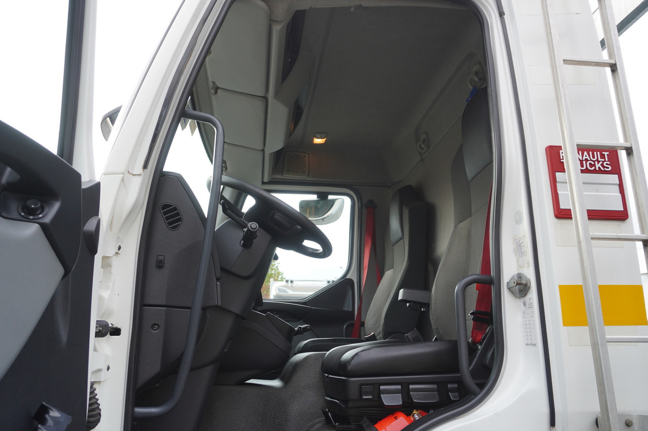 Camion transport auto RENAULT D16 / NEW Tow truck 7.7 m / 170 tho. km: Foto 22 Camion transport auto RENAULT D16 / NEW Tow truck 7.7 m / 170 tho. km: Foto 22