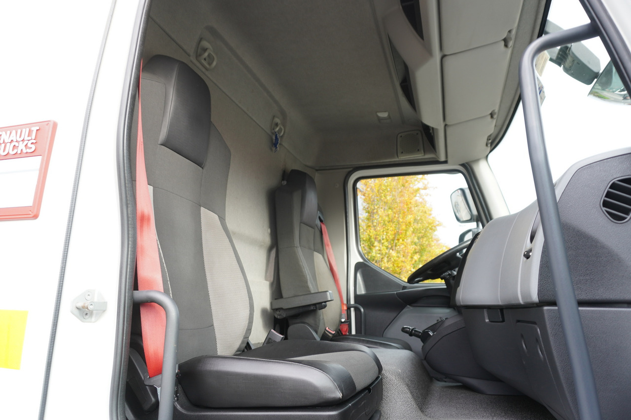 Camion transport auto RENAULT D16 / NEW Tow truck 7.7 m / 170 tho. km: Foto 30 Camion transport auto RENAULT D16 / NEW Tow truck 7.7 m / 170 tho. km: Foto 30