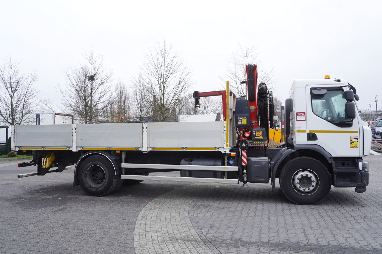 RENAULT RENAULT C280 DTI 8 / FASSI crane 5.6 T / 560 MTH / range 8 m / Flatbed 15 EPAL - Camion cu macara: Foto 5 RENAULT RENAULT C280 DTI 8 / FASSI crane 5.6 T / 560 MTH / range 8 m / Flatbed 15 EPAL - Camion cu macara: Foto 5